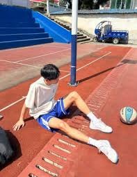 威斯布鲁克超越传奇，加冕NBA历史得分最高控卫