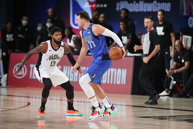 次事件爆发 次事件爆发