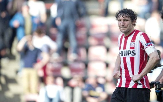 她表现出了 她表现出了