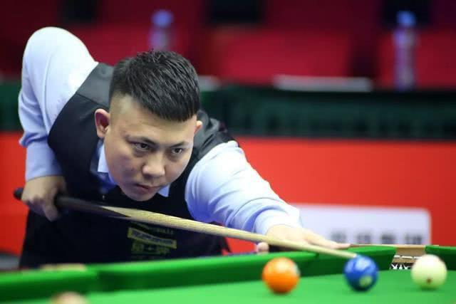 适的队友脚 适的队友脚